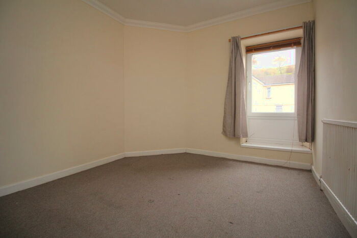 2 Bedroom Apartment To Rent In Commercial Street, Senghenydd, CF83