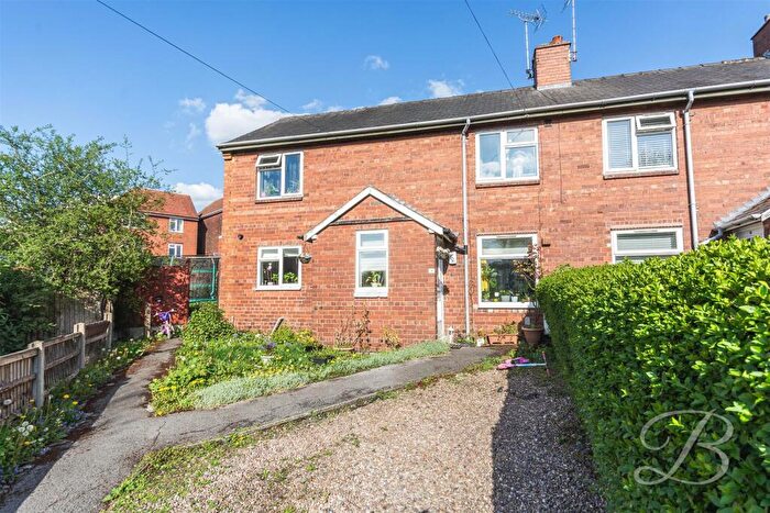 3 Bedroom Semi-Detached House For Sale In Central Avenue, Mansfield, NG18