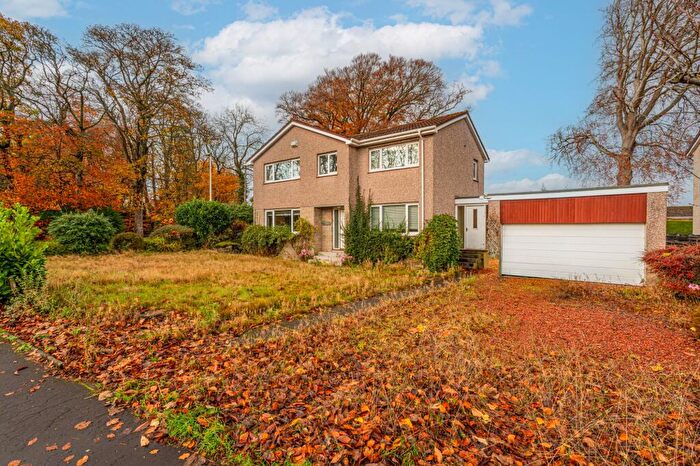 4 Bedroom Detached House For Sale In Cherry Tree Park, Balerno, EH14