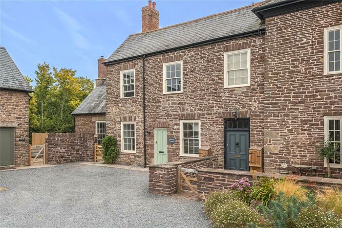 3 Bedroom Semi-Detached House For Sale In Whitfield Court, Glewstone, Ross-on-Wye, Hfds, HR9