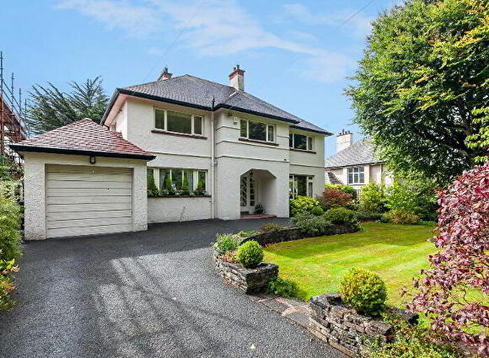 4 Bedroom Detached House For Sale In Bristow Park, Belfast, BT9
