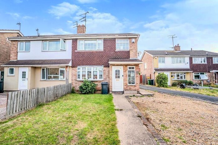 3 Bedroom Property To Rent In Shire Close, Western Park, Leicester, LE3