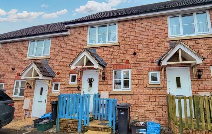 2 Bedroom House To Rent In Fowen Close, Street, BA16