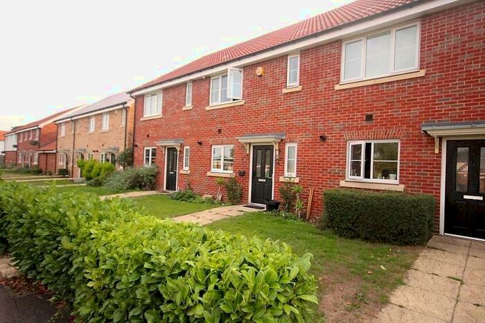 3 Bedroom Terraced House To Rent In Markhams Terrace, Markhams Chase, Basildon, SS15