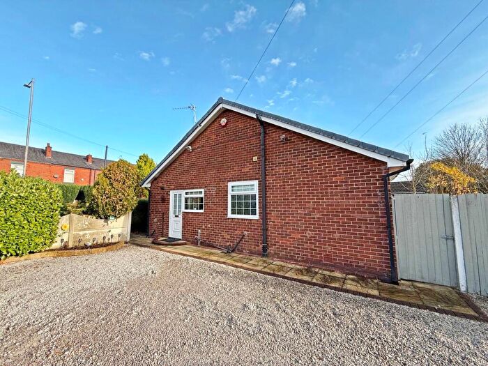 2 Bedroom Semi-Detached Bungalow To Rent In Buckley Lane, Farnworth, BL4