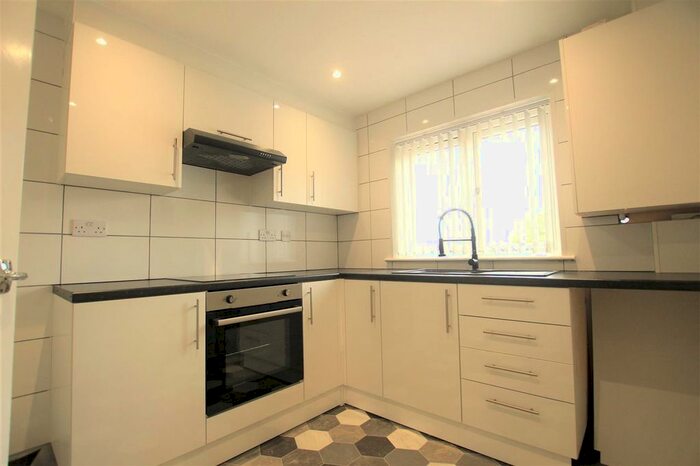 2 Bedroom Flat To Rent In Liverpool Road, Longton, Preston, PR4