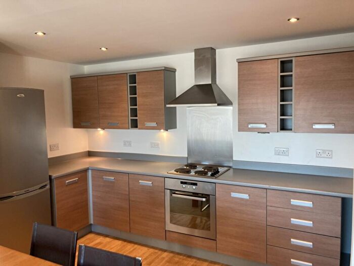 2 Bedroom Apartment To Rent In Bouverie Court, Leeds, West Yorkshire, LS9