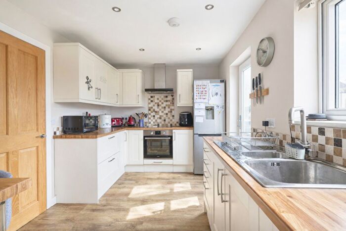 3 Bedroom Terraced House For Sale In Barrack Road, Christchurch, BH23