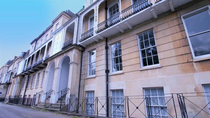 1 Bedroom Flat To Rent In Lansdown Place, Cheltenham, GL50