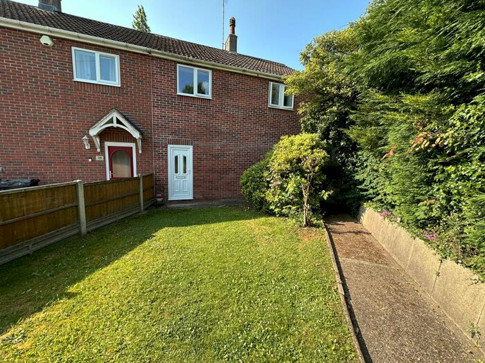 3 Bedroom Semi-Detached House To Rent In Newbould Crescent, Beighton, Sheffield, S20