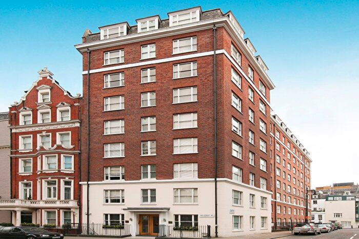 Studio To Rent In Hill Street, Mayfair, W1J