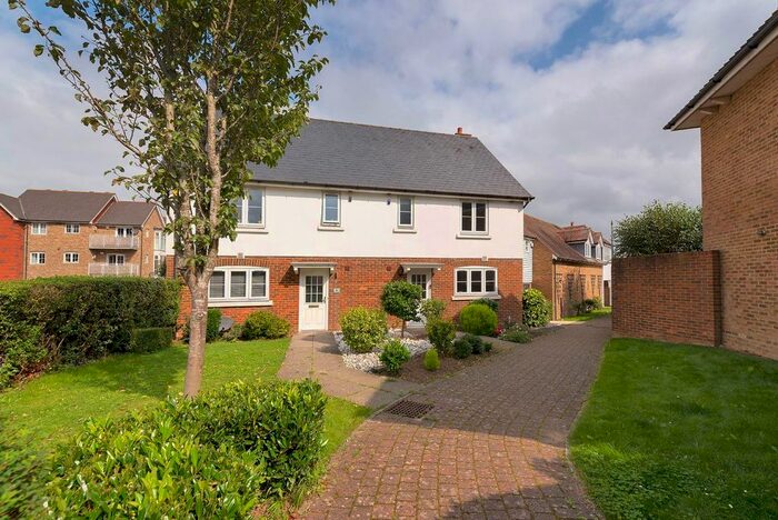 3 Bedroom Semi-Detached House To Rent In Fortune Way, Kings Hill, ME19