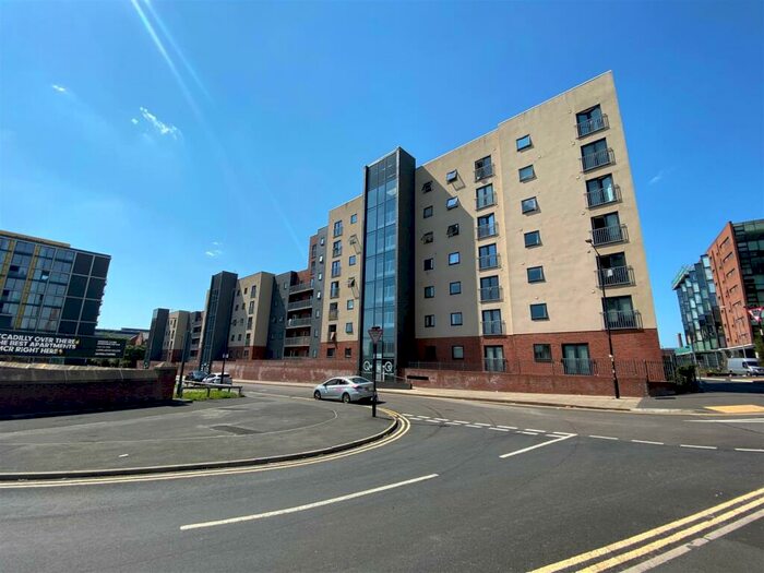 2 Bedroom Apartment To Rent In Quantum, Chapeltown Street, Manchester, M1