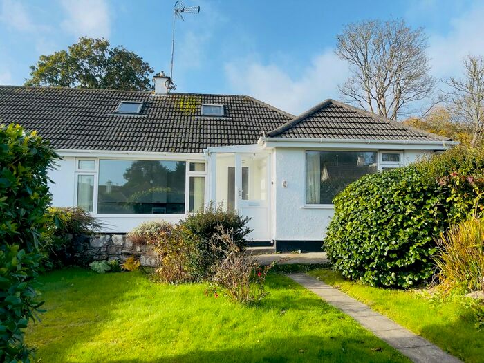 3 Bedroom Semi-Detached Bungalow To Rent In Polgoon Close, Tredarvah, Penzance, TR18
