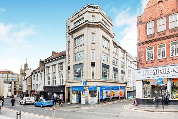 2 Bedroom Flat To Rent In Groat Market, Newcastle Upon Tyne, NE1