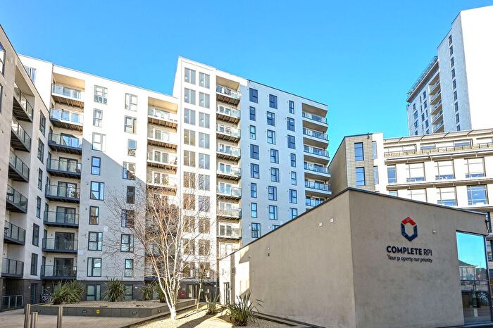1 Bedroom Flat To Rent In Guildford Road, Woking, GU22