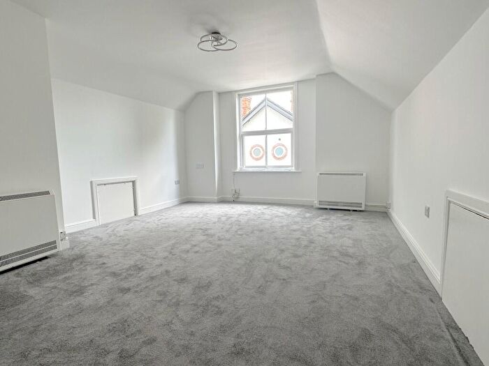 1 Bedroom Flat To Rent In Thyra Grove, Mapperley Park, NG3