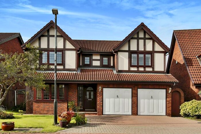5 Bedroom Detached House For Sale In Lydcott, Washington, Tyne And Wear, NE38