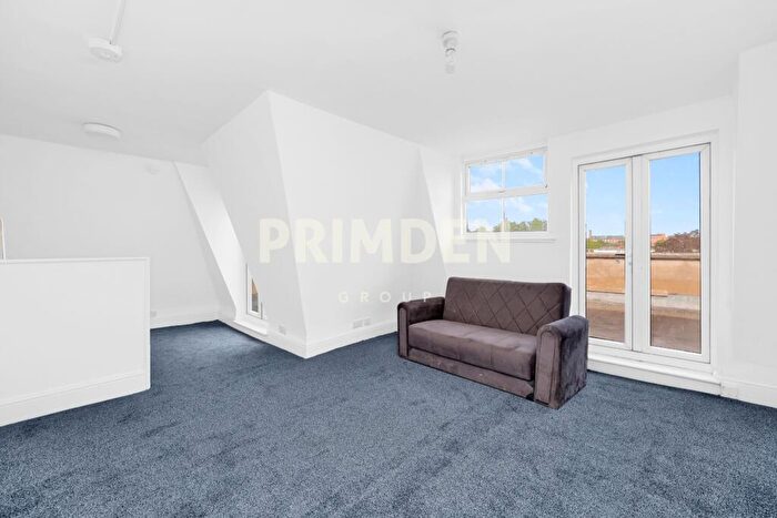 1 Bedroom Flat To Rent In Weedington Road, Kentish Town, NW5