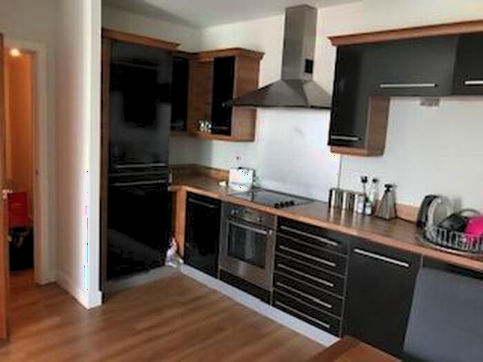 2 Bedroom Flat To Rent In Colombo Square, Worsdell Drive, Ochre Yards, Gateshead, NE8