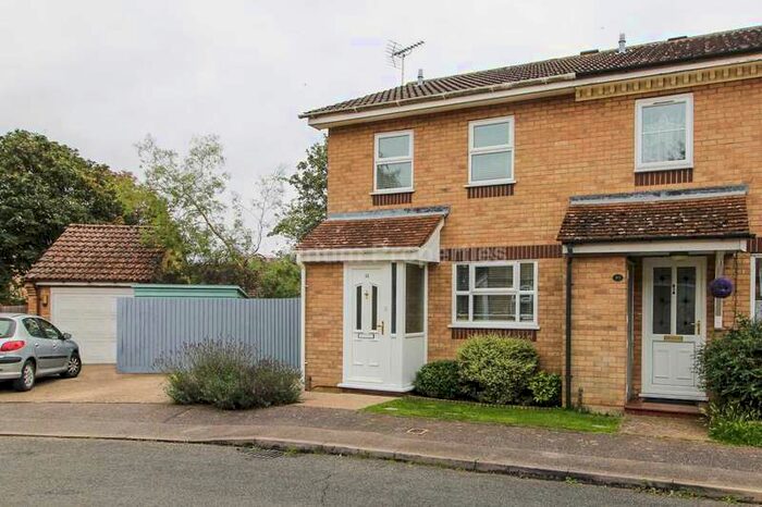 3 Bedroom Semi-Detached House To Rent In Buckthorn, Ely, CB7