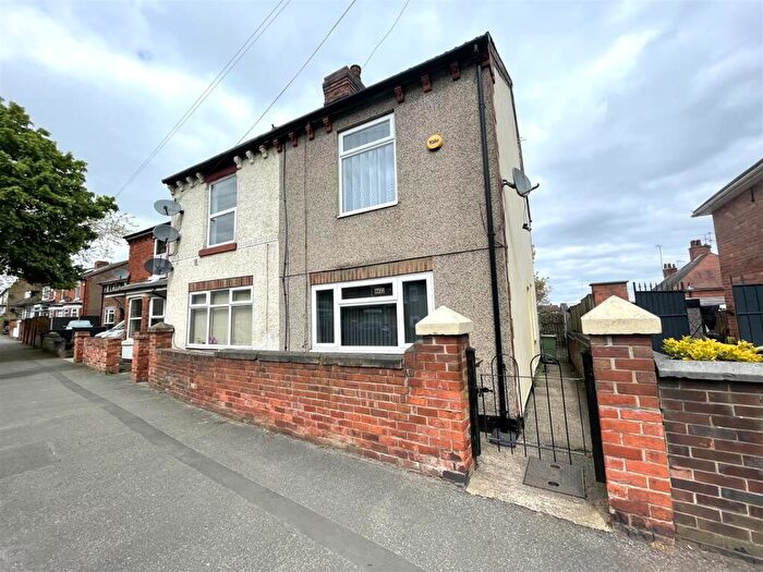 3 Bedroom Semi-Detached House To Rent In Southwell Road West, Mansfield, NG18