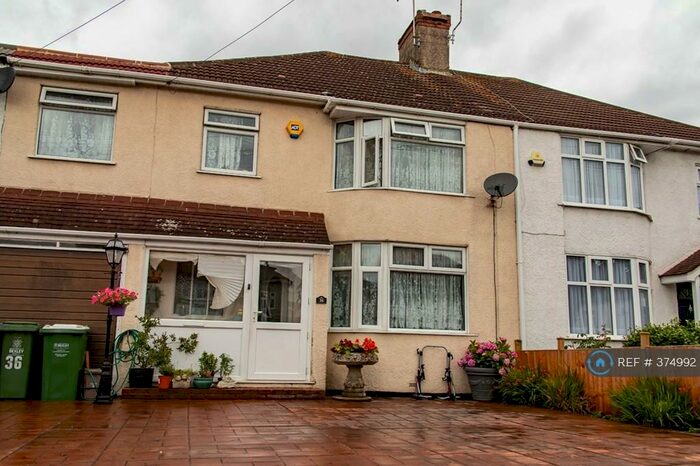 4 Bedroom Semi-Detached House To Rent In First Avenue, Bexleyheath, DA7