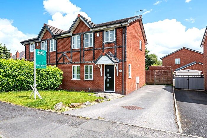 3 Bedroom Semi Detached House For Sale In Sandringham Road, Hindley, WN2