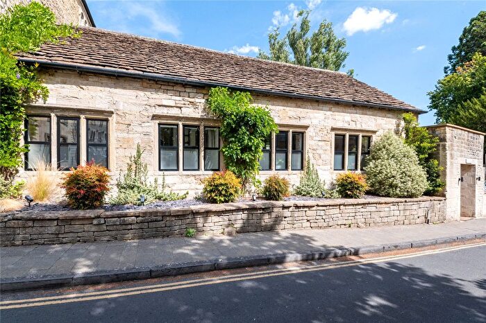2 Bedroom Flat For Sale In Kingston Road, Bradford On Avon, BA15
