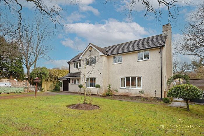 4 Bedroom Detached House For Sale In St. Johns Road, Exmouth, Devon, EX8