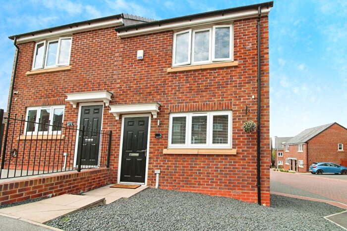 2 Bedroom Semi-Detached House To Rent In Haydock Avenue, Castleford, West Yorkshire, WF10