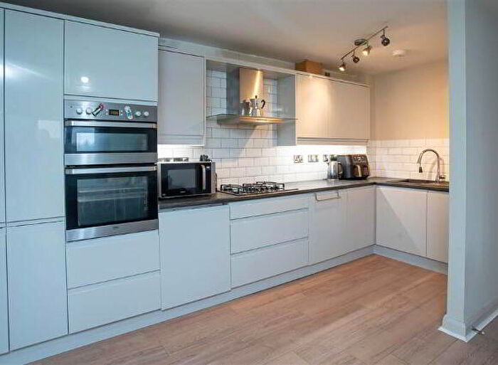 3 Bedroom Apartments For Sale In Hawthornden Building, Belfast, BT6