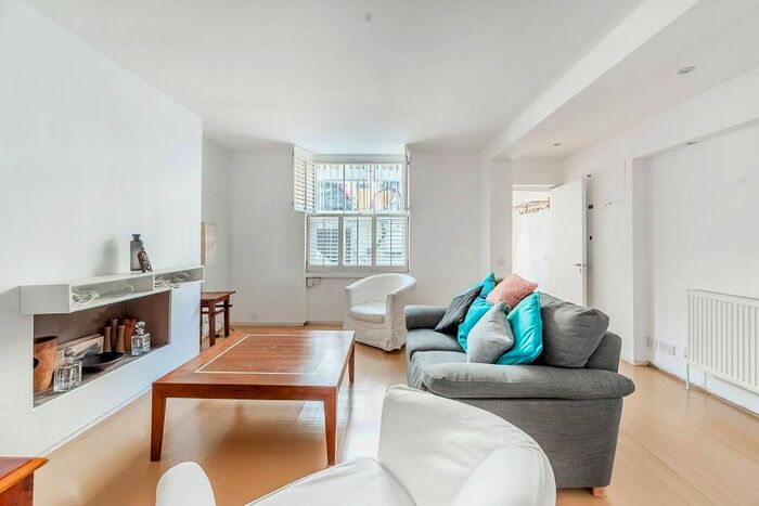 1 Bedroom Maisonette To Rent In Ifield Road, Chelsea, London, SW10