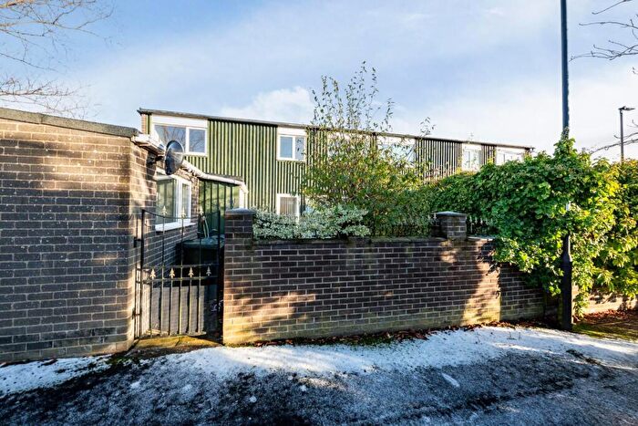 3 Bedroom Semi-Detached House For Sale In Hallington Mews, Killingworth, NE12