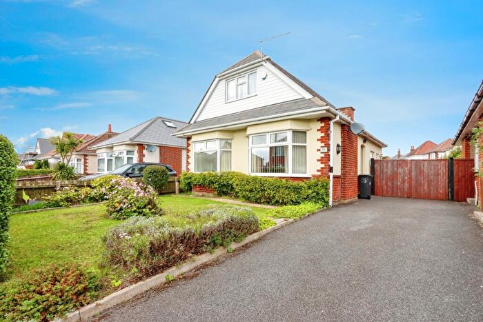 3 Bedroom Bungalow For Sale In Hill View Road, Northbourne, Bournemouth, Dorset, BH10