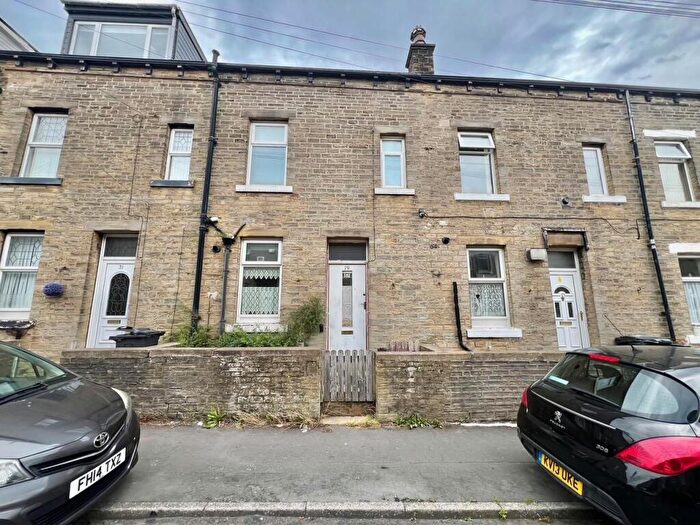 2 Bedroom Terraced House For Sale In Park Place, Halifax, HX1