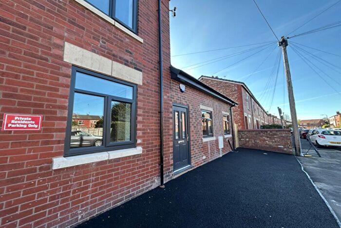 1 Bedroom Apartment To Rent In Wolseley Road, Sale, M33