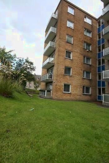2 Bedroom Flat To Rent In Daventry Drive, Kelvindale, Glasgow, G12