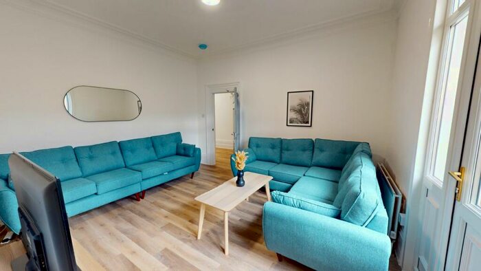 8 Bedroom House To Rent In Simonside Terrace, NE6