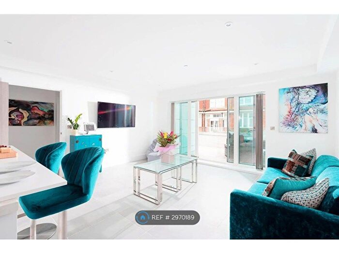 1 Bedroom Flat To Rent In Narrowcliff, Newquay, TR7