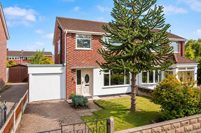 3 Bedroom Semi-Detached House For Sale In Langdale Road, Partington, Manchester, M31