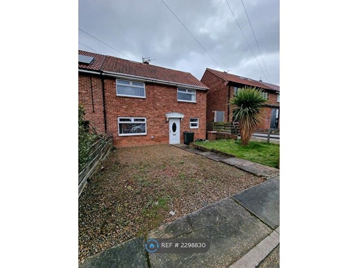 3 Bedroom End Of Terrace House To Rent In Kestrel Place, Newcastle Upon Tyne, NE12