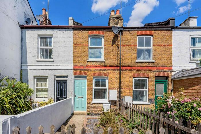 2 Bedroom Terraced House To Rent In Clewer Fields, Windsor, SL4