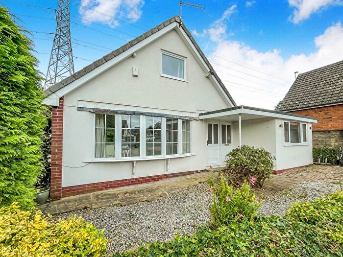 4 Bedroom Detached Bungalow For Sale In Pennine Drive, Scissett, Huddersfield, HD8