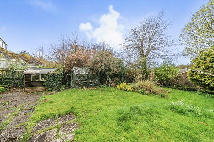 3 Bedroom Bungalow For Sale In Highridge, Alton, Hampshire, GU34