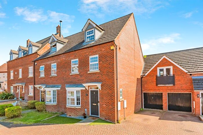 4 Bedroom End Of Terrace House For Sale In Addis Close, Burton Latimer, Kettering, NN15