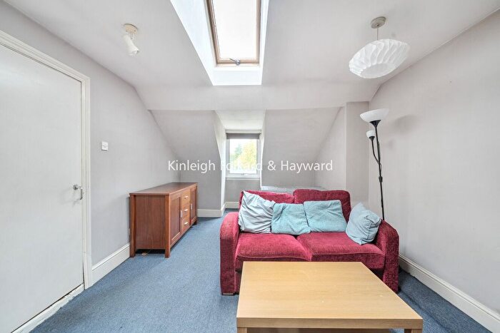 1 Bedroom Flat To Rent In Camden Road, London, N7