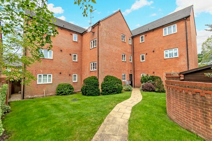 2 Bedroom Flat To Rent In Sherwood Court, Blundell Road, Whiston, L35