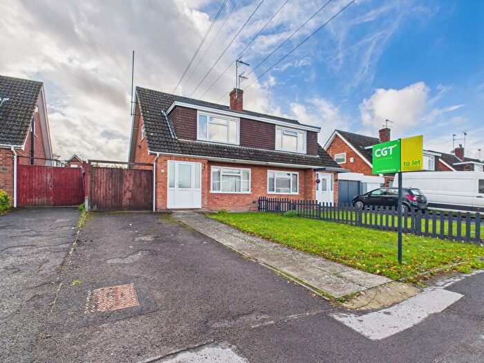 3 Bedroom Semi-Detached House To Rent In Hesters Way Lane, Springbank, Cheltenham, GL51