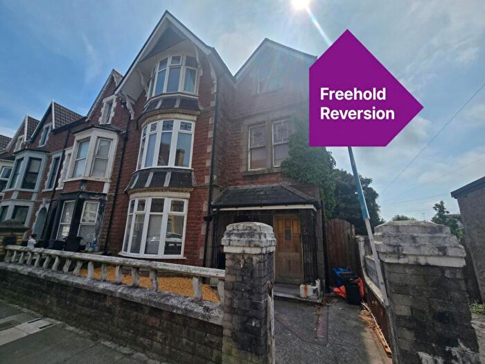 Property For Sale In Freehold Of -b Victoria Avenue, Porthcawl, Mid Glamorgan, CF36
